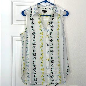 Ann Taylor Sleeveless blouse